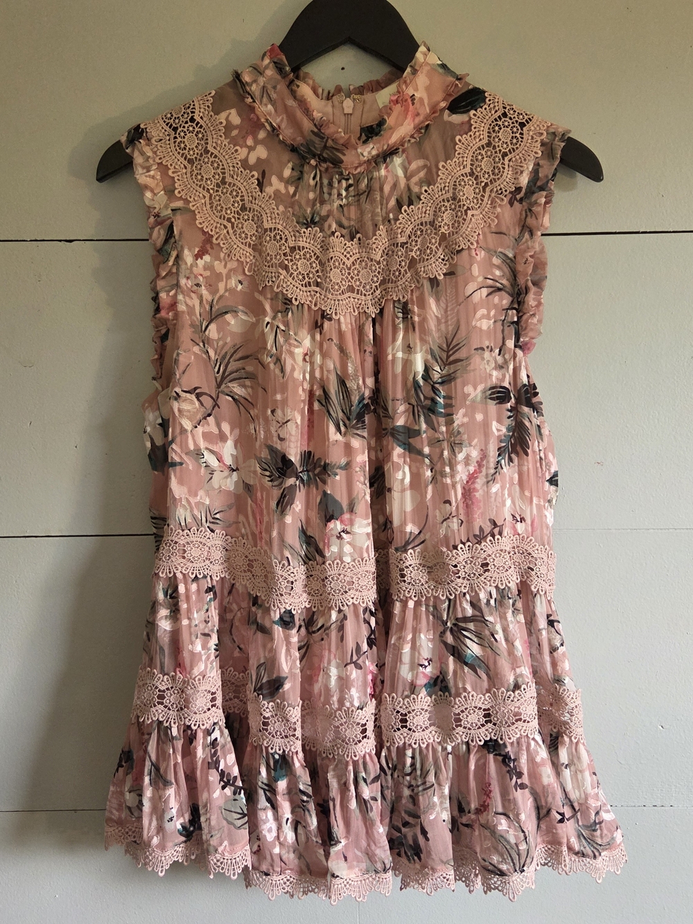 Kate Spade New York Pink Floral Lace Trim Lined Sleeveless Top